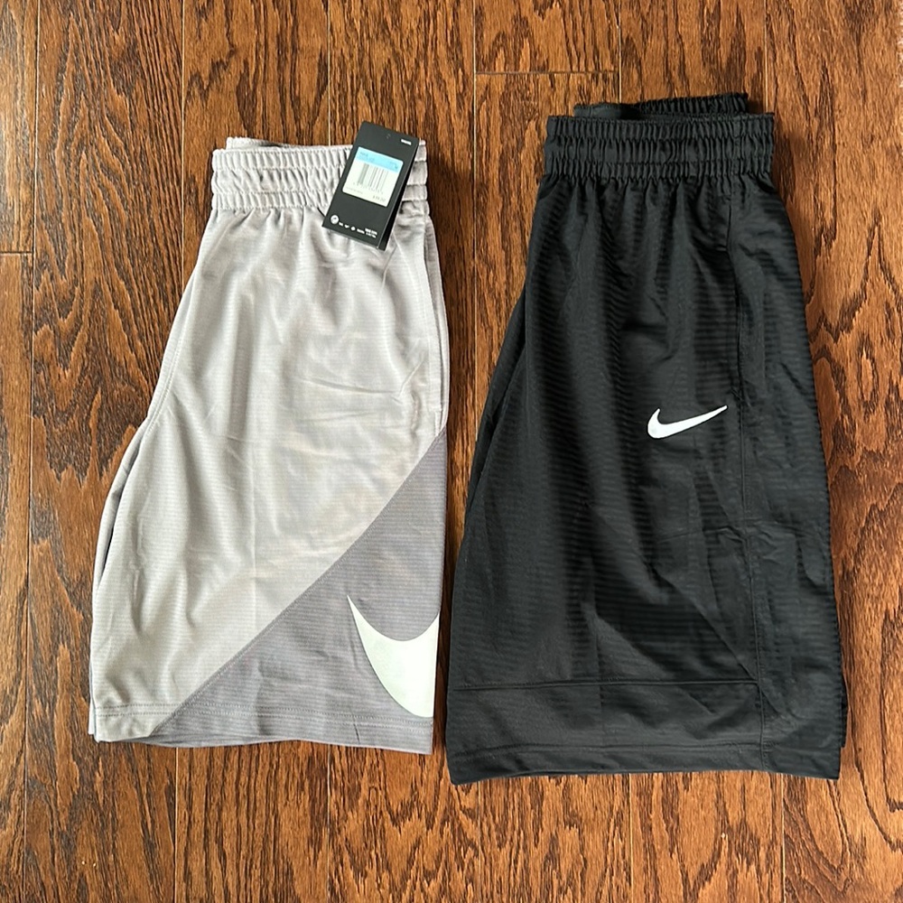 Men’s Nike dry fit basketball shorts 2 pair!